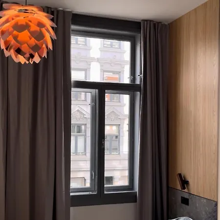 Spacious High-end By The Palace Park Apartment *