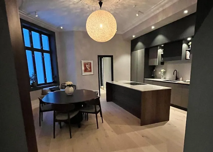 Apartment Spacious High-end By The Palace Park *