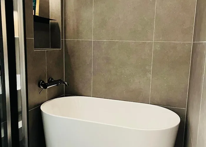 Spacious High-end By The Palace Park Apartment Oslo